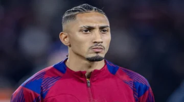 مستقبل رافينيا مع برشلونة يتحدد وسط مفاوضات تجديد عقد تناقش دور اللاعب في الفريق